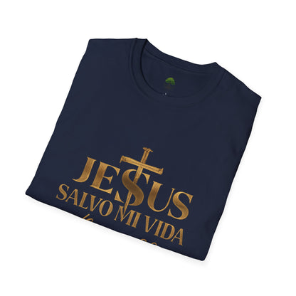 Romanos 5:8 Jesus Salvo Mi Vida T-Shirt