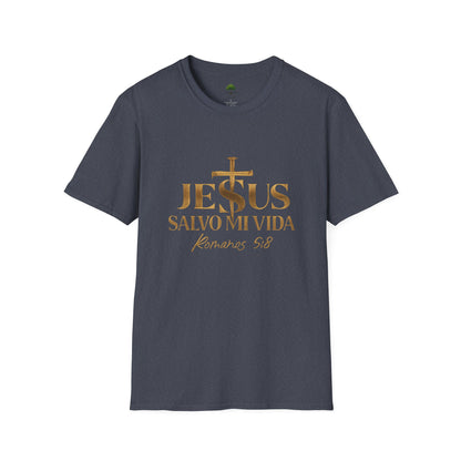 Romanos 5:8 Jesus Salvo Mi Vida T-Shirt